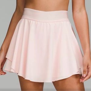 Lululemon NWT Court Rival Skirt size 12